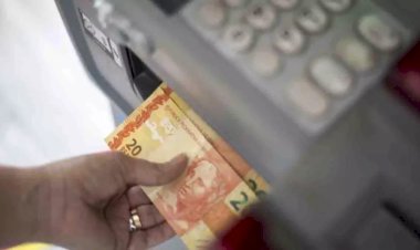 Com reajuste, salário mínimo chegará a R$ 1.621 em 2026